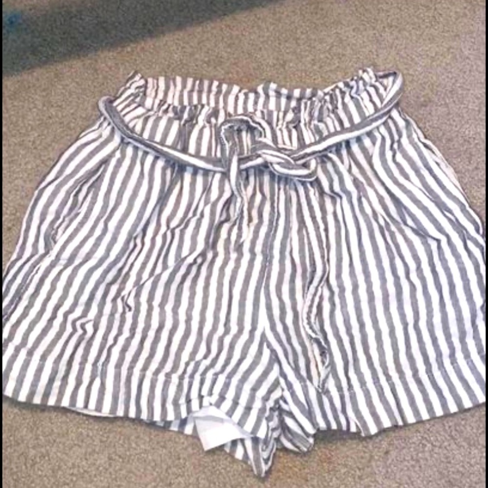 BCBG women’s grey and white stripe shorts